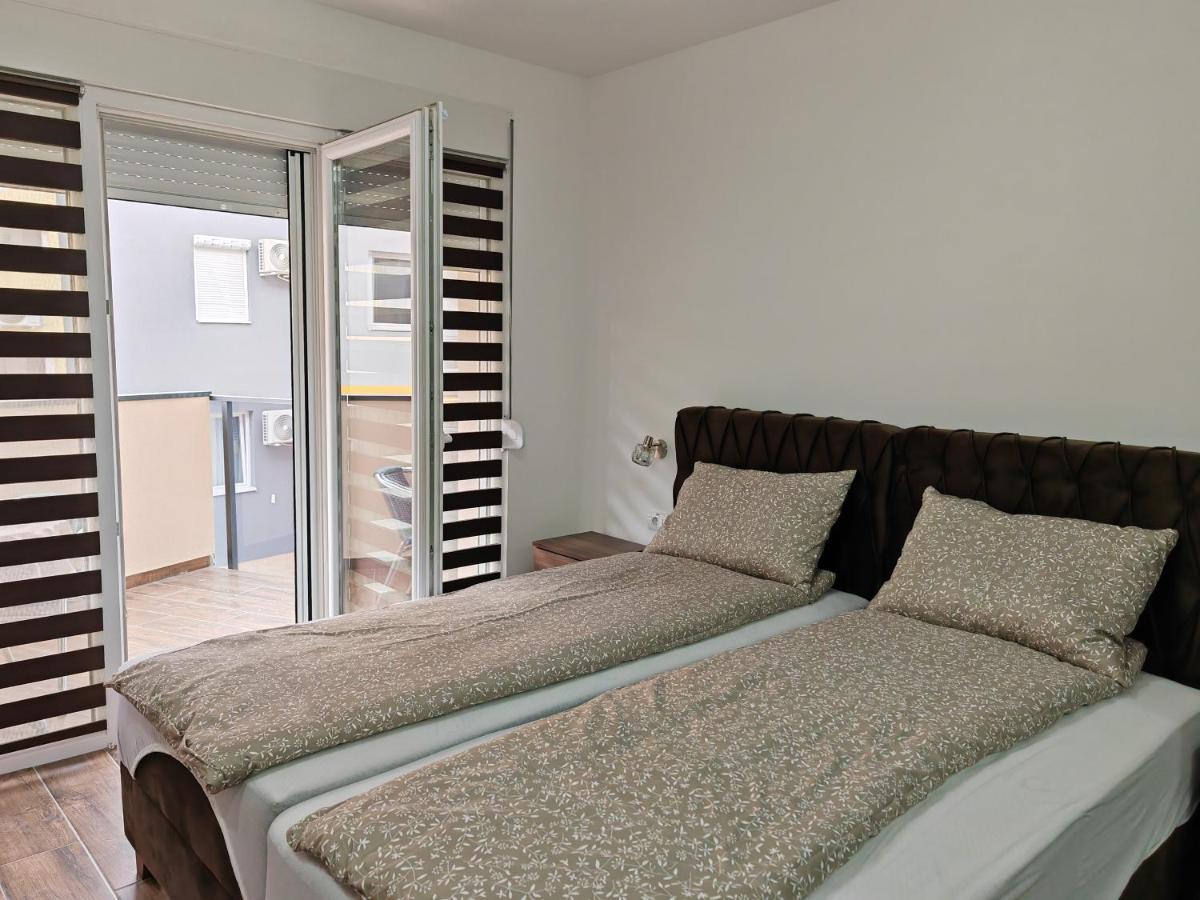 Imperial Apartment Veliko Gradiste Exterior photo