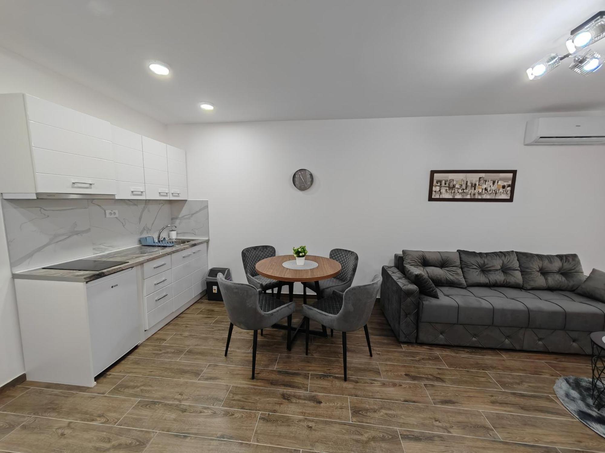 Imperial Apartment Veliko Gradiste Exterior photo