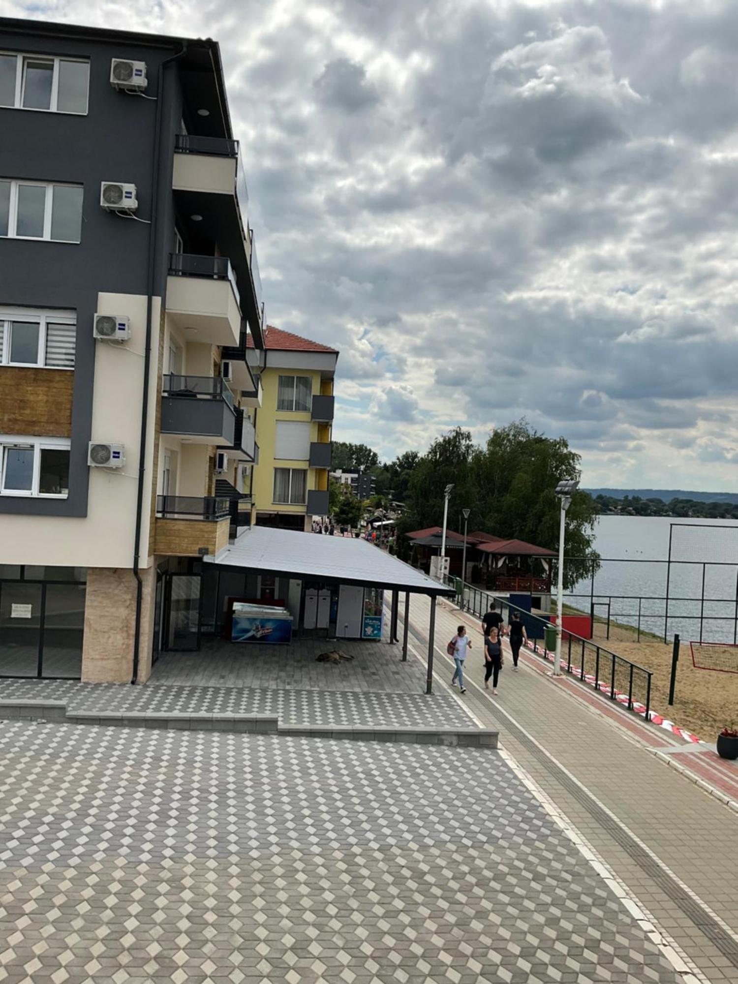 Imperial Apartment Veliko Gradiste Exterior photo