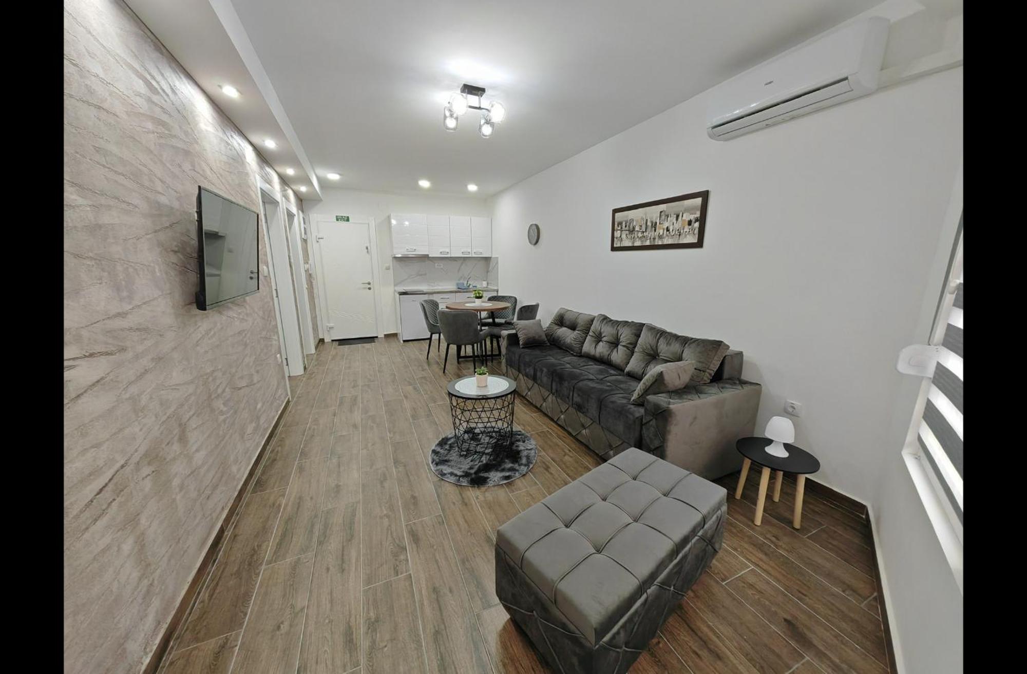 Imperial Apartment Veliko Gradiste Exterior photo